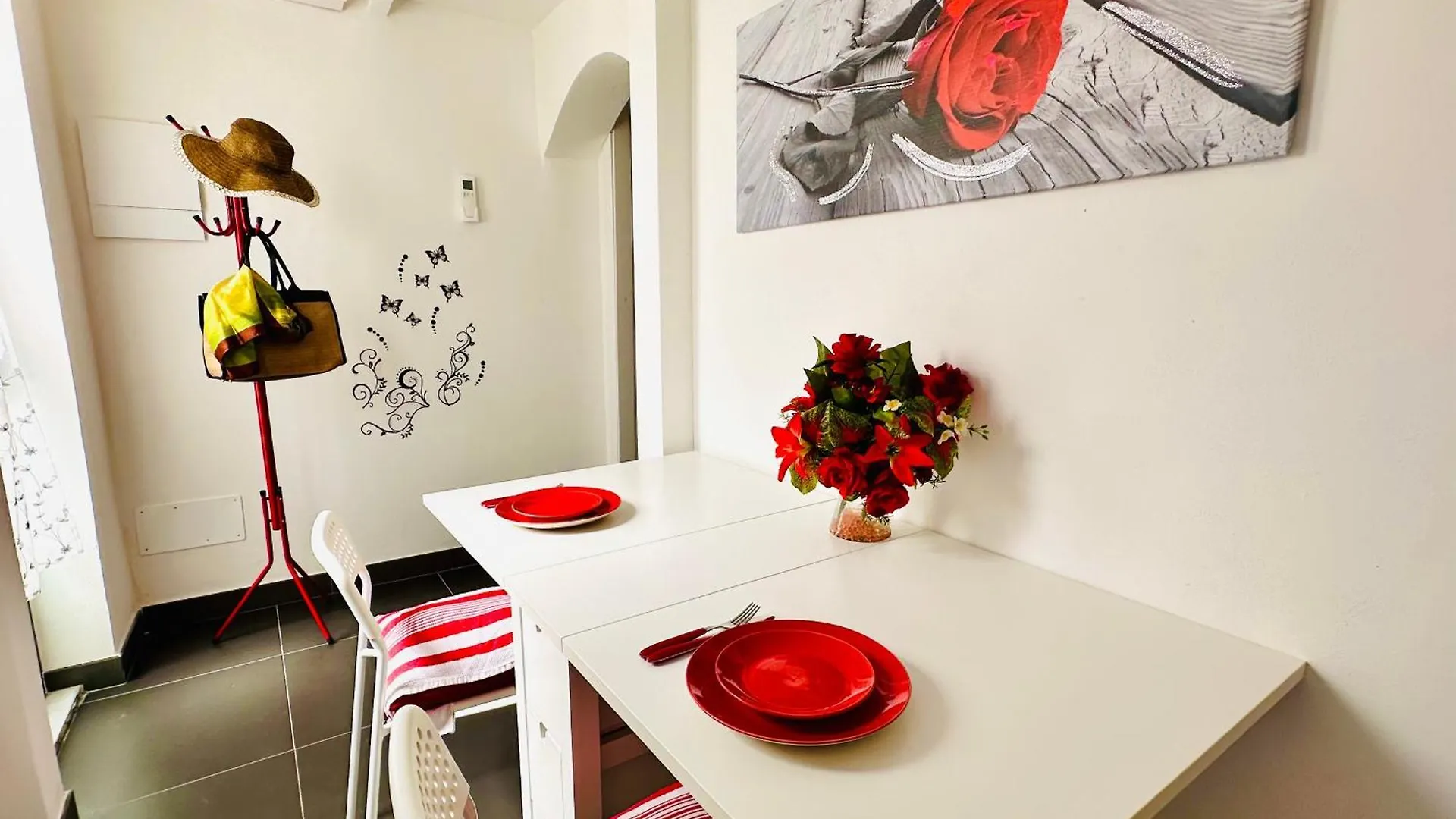 Butterfly House Lejlighed La Spezia 0*,